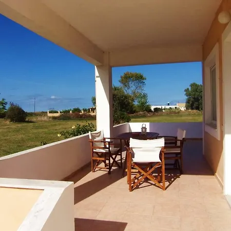 Lejlighed Eleni House Almiros Beach